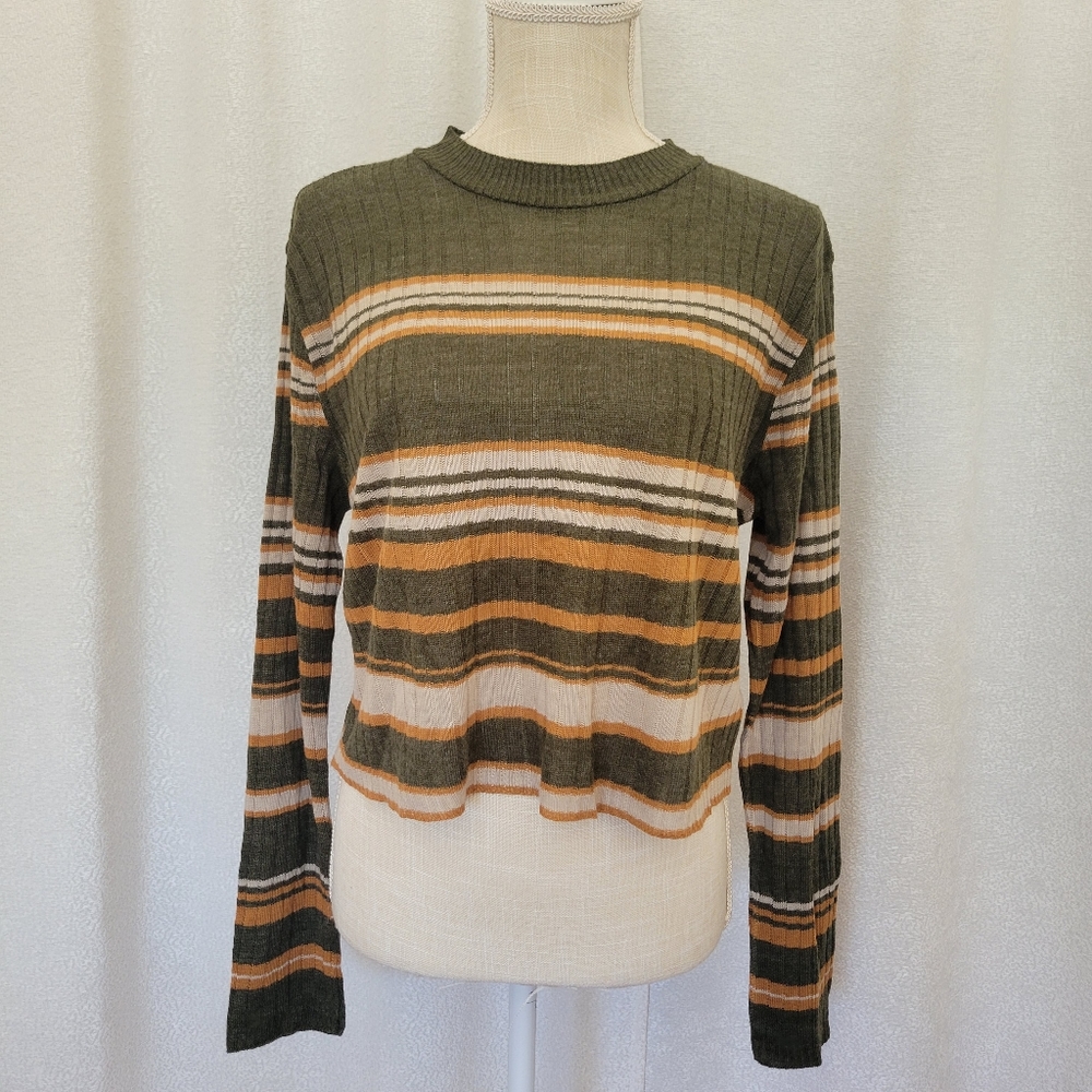 Abound Cropped Blouse